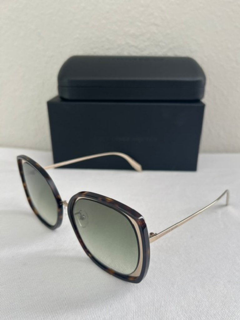 Alexander Mcqueen Am0151s 005 Sunglasses Women's Green Gradient Italy